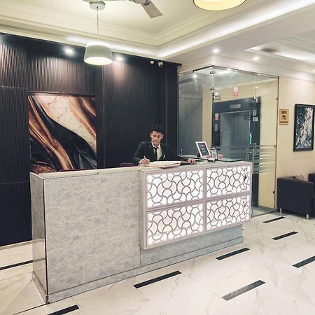 Hotel Almora Sky Near By Delhi International Airport With - Free Airport Pickup And Drop Nova Deli Exterior foto