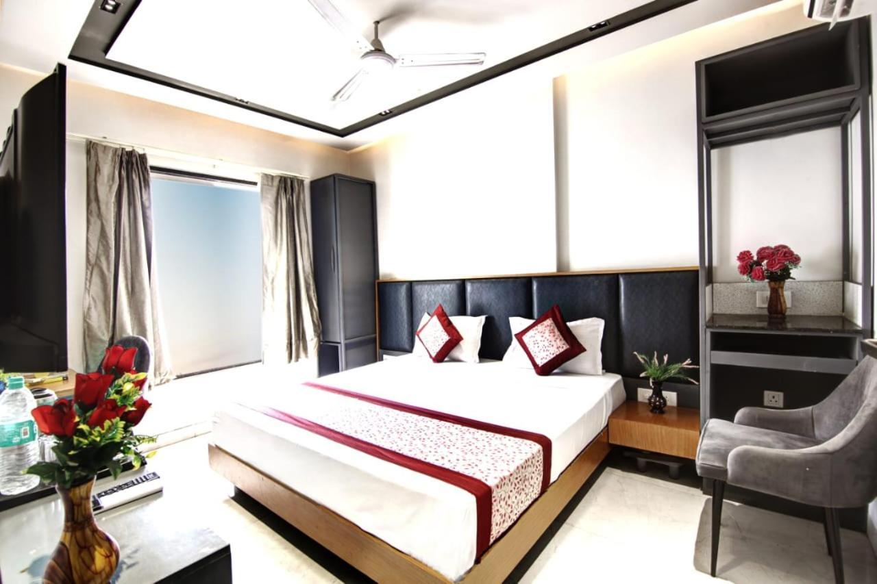 Hotel Almora Sky Near By Delhi International Airport With - Free Airport Pickup And Drop Nova Deli Exterior foto