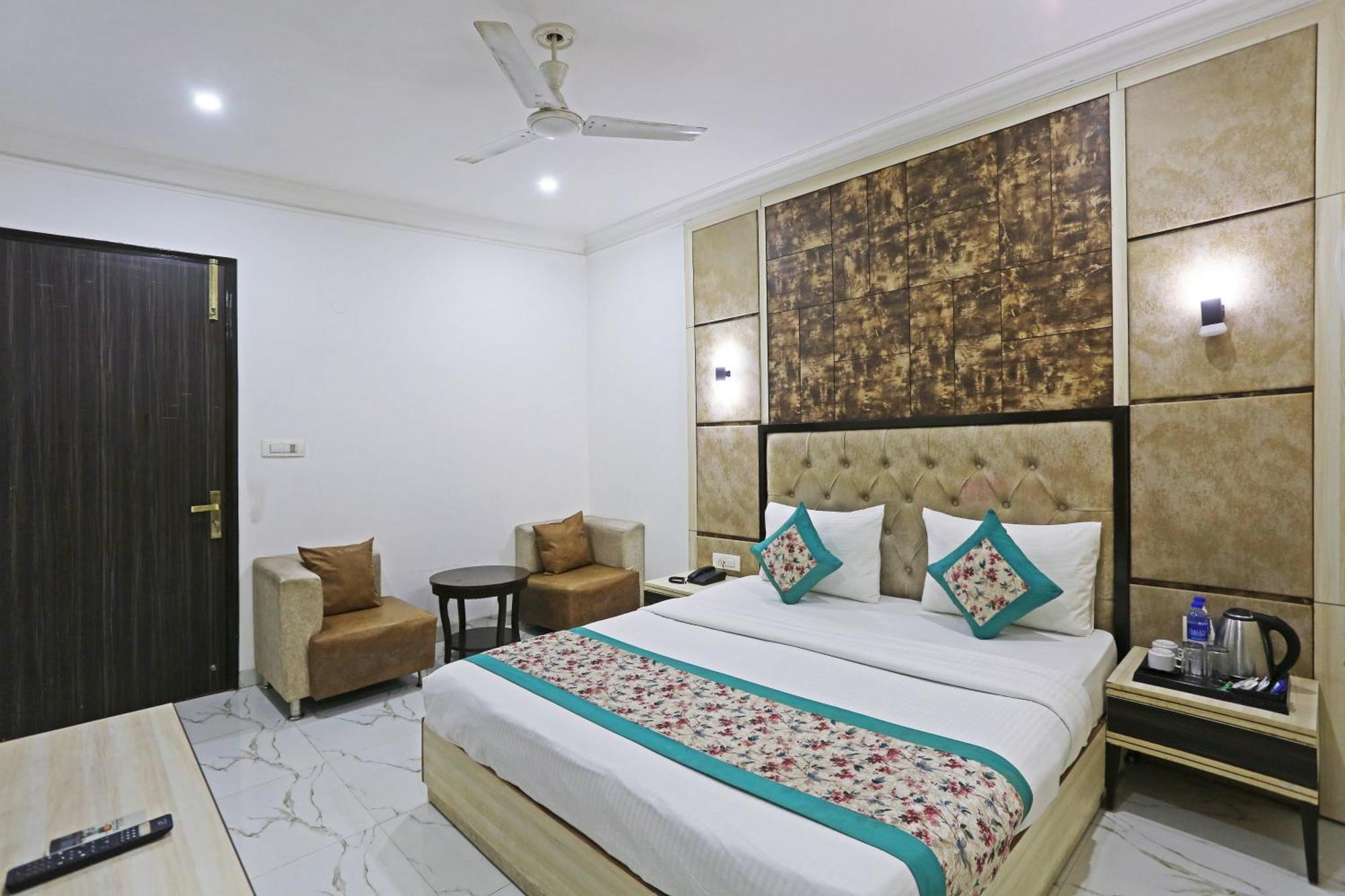 Hotel Almora Sky Near By Delhi International Airport With - Free Airport Pickup And Drop Nova Deli Exterior foto